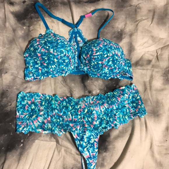 PINK Victoria's Secret Other - PINK Victoria’s Secret Bra and Panties Set